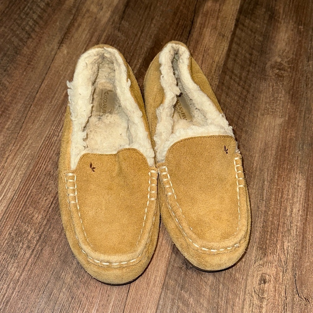 Koolaburra Suede Moccasins size 7 women’s‎